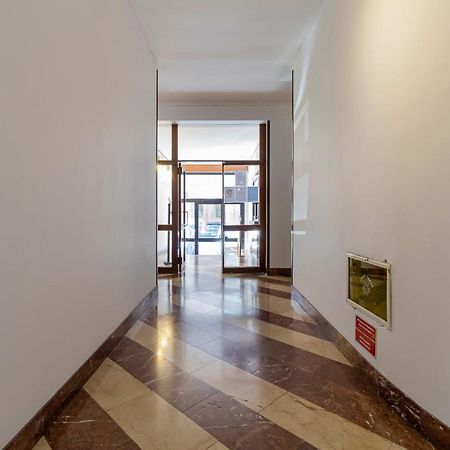 Altido Warm And Inviting Flat With Balcony Apartment Milan Exterior photo