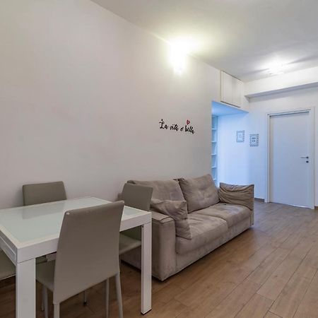 Altido Warm And Inviting Flat With Balcony Apartment Milan Exterior photo